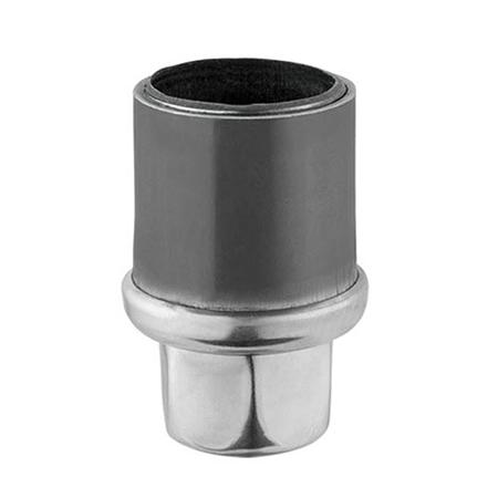 أقدام من ستانلس ستيل